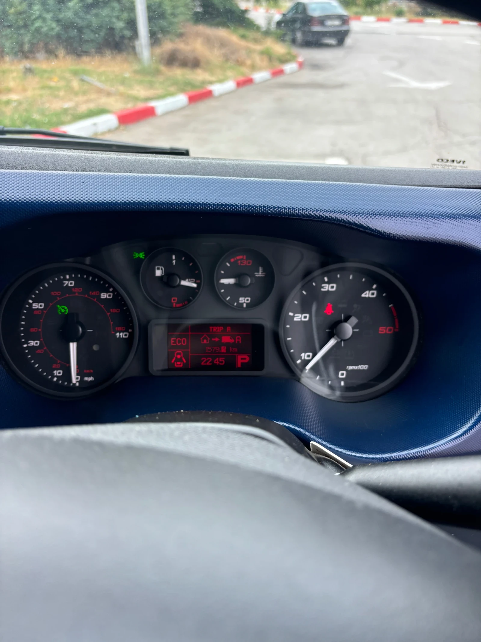 Iveco Daily АВТОМАТИК, снимка 5 - Бусове и автобуси - 55956296
