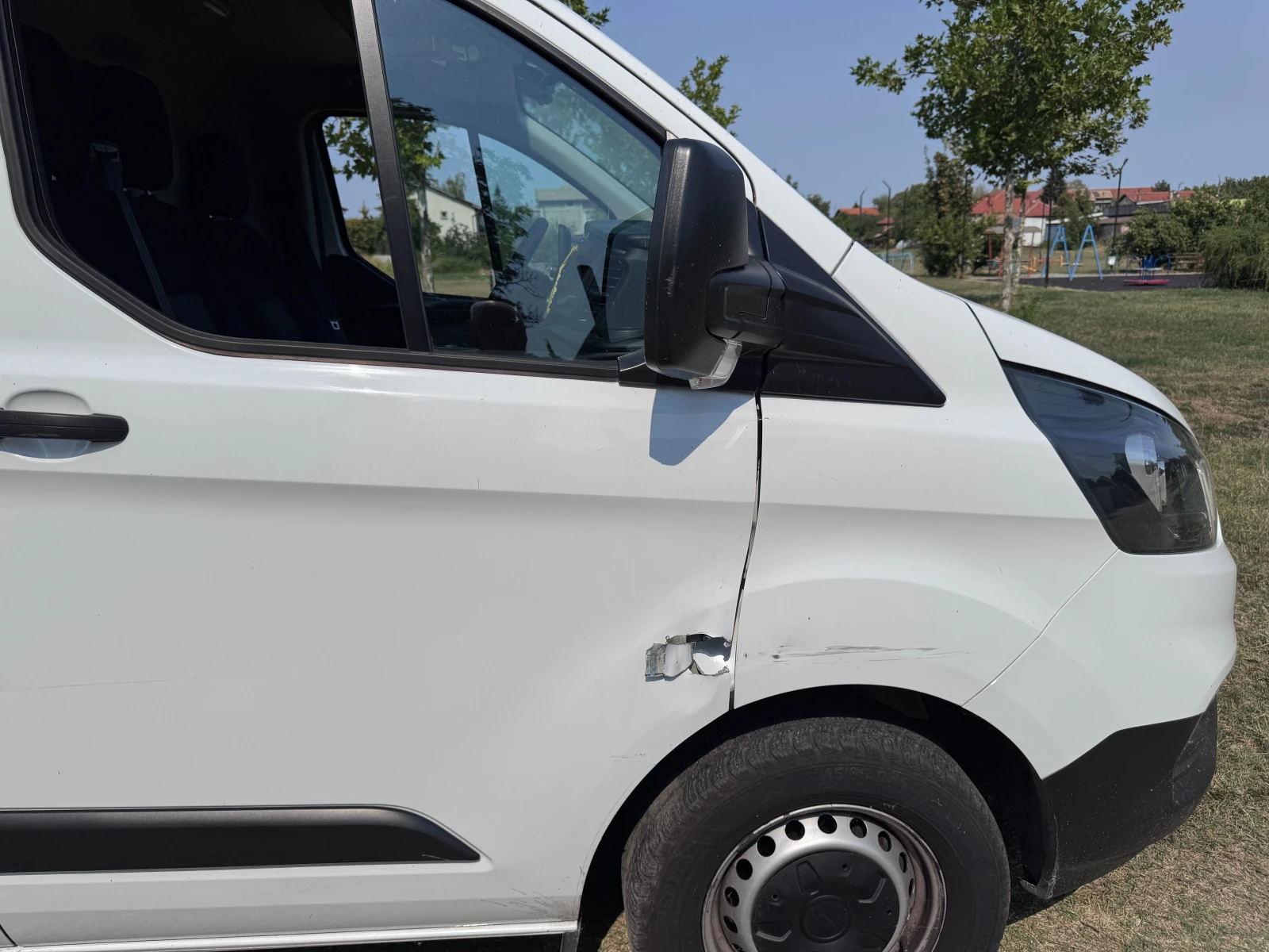 Ford Transit Custom, снимка 11 - Бусове и автобуси - 56038670