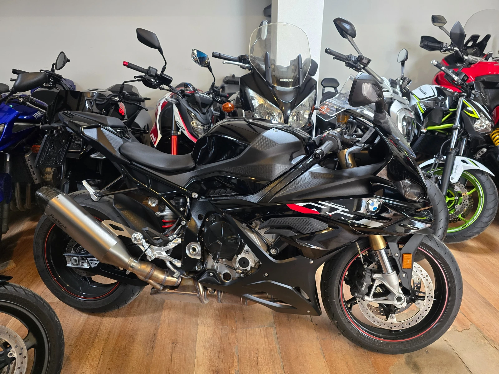 BMW S 1000rr модел 2023/2024 г. - изображение 10