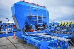 Обява за продажба на Сеялка Lemken Пневматична сеялка Solitair DT/600H167 ~Цена по договаряне - изображение 10