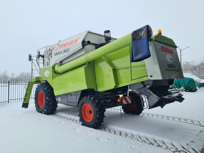 Комбайн Claas Mega 360, снимка 4 - Селскостопанска техника - 49330803