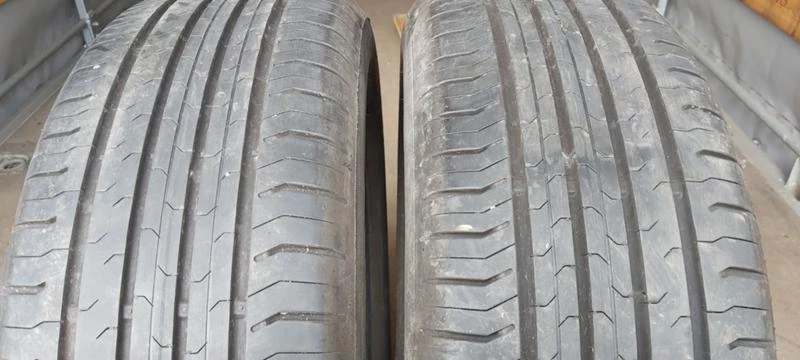 Гуми Летни 215/60R17, снимка 1 - Гуми и джанти - 31997134