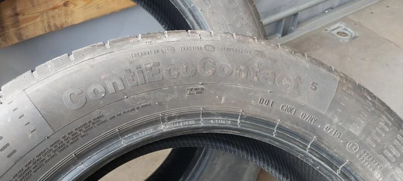 Гуми Летни 215/60R17, снимка 6 - Гуми и джанти - 31997134