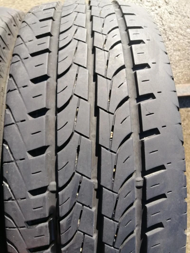 Гуми Летни 215/65R16, снимка 4 - Гуми и джанти - 35754047