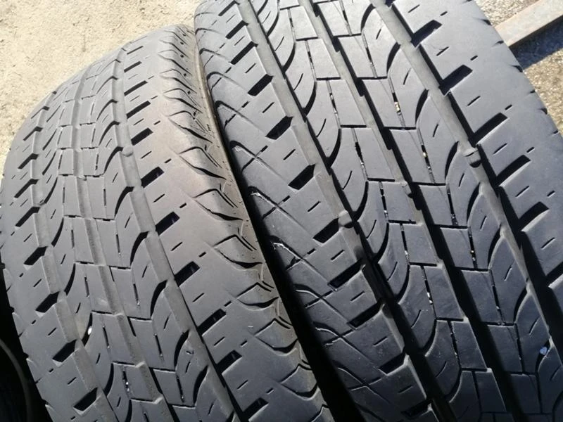 Гуми Летни 215/65R16, снимка 2 - Гуми и джанти - 35754047