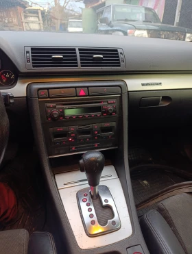 Audi A4 3.0д 233к S-line , снимка 10