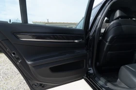 BMW 750 i = 139K KM = FULL MAX = СМЕНЕНИ ВЕРИГИ = ЛИЗИНГ, снимка 8