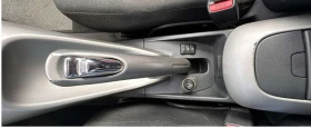 Toyota Auris 2.0 D4D, снимка 8
