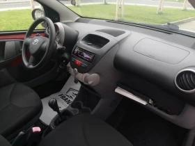 Toyota Aygo 1.0 ГАЗОВА УРЕДБА  - [14] 