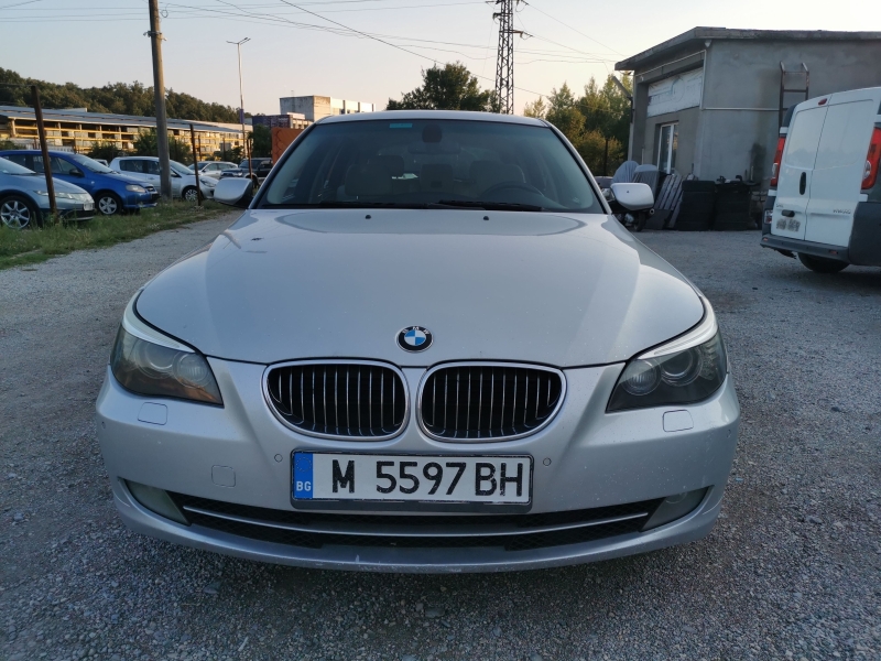 BMW 530 3.0D 4x4 facelift, снимка 2 - Автомобили и джипове - 37728639