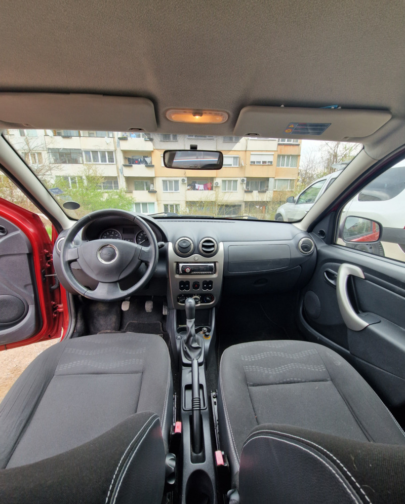 Dacia Sandero, снимка 3 - Автомобили и джипове - 46263379