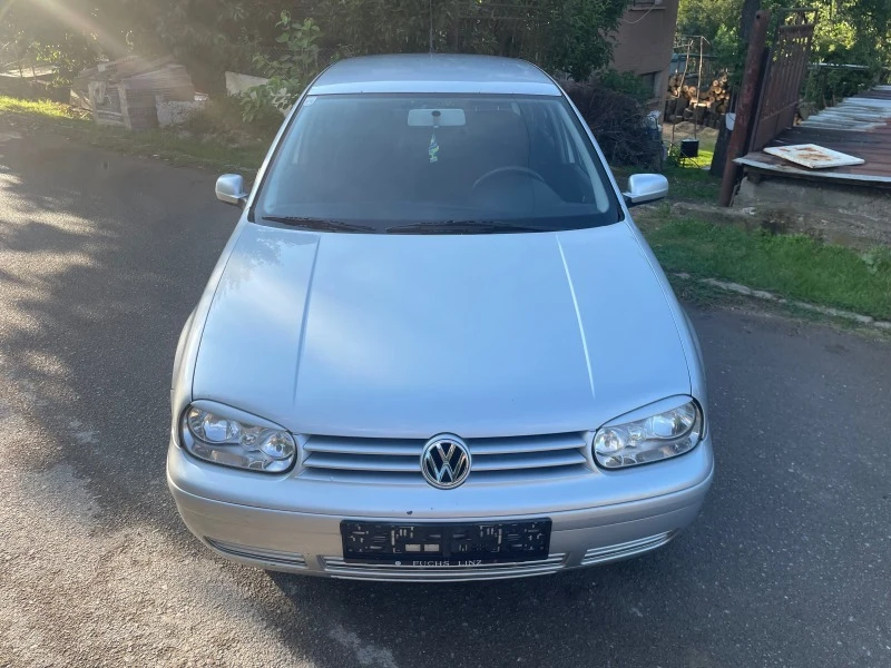 VW Golf 1.4 I, снимка 8 - Автомобили и джипове - 46129428