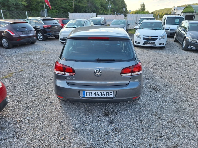 VW Golf 1.2 бензин , снимка 16 - Автомобили и джипове - 47076026