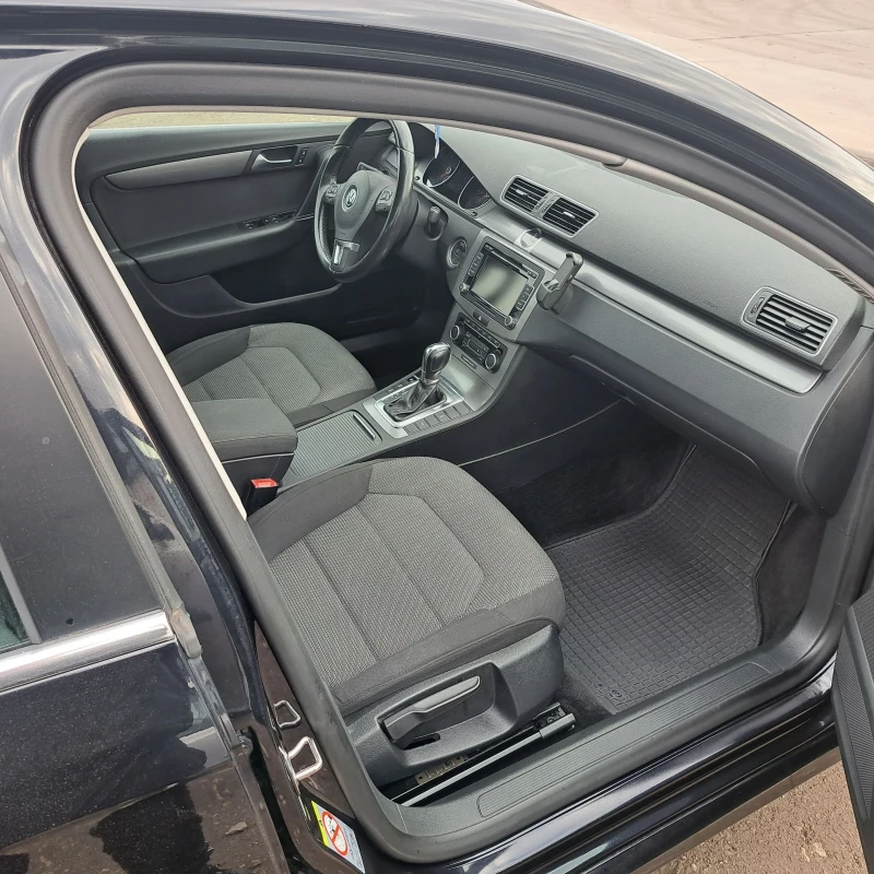 VW Passat 20 TDI-DSG , снимка 10 - Автомобили и джипове - 48993046