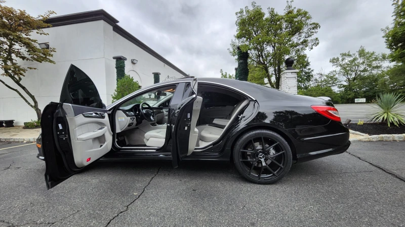 Mercedes-Benz CLS 550, снимка 4 - Автомобили и джипове - 52588156