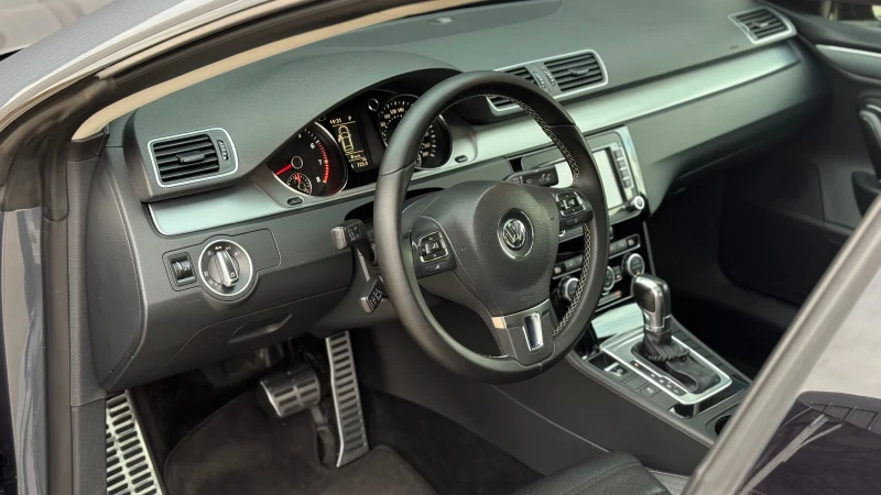 VW Passat R-LINE, снимка 7 - Автомобили и джипове - 52665213