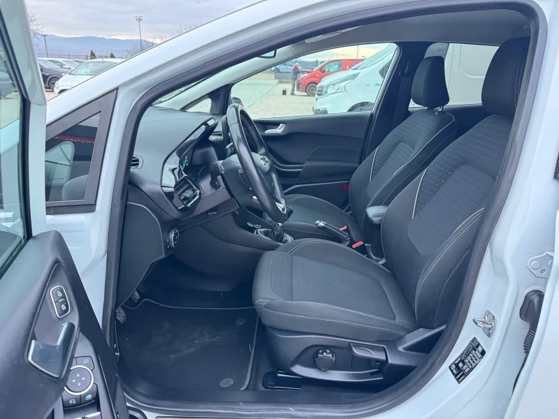 Ford Fiesta 1.0i TITANIUM B&O NAVI SERVIZ, снимка 9 - Автомобили и джипове - 52909269