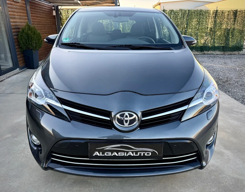 Toyota Verso 1.8 VALVEMATIC* NAVI* CAMERA* LED* XENON, снимка 7 - Автомобили и джипове - 53168197