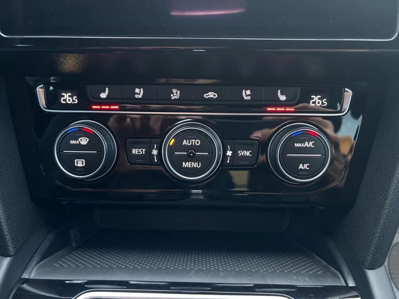 VW Arteon ОБДУХВАНЕ* ПАМЕТ* ДИСТРОНИК* МЪРТВА ТОЧКА, снимка 10 - Автомобили и джипове - 53336119