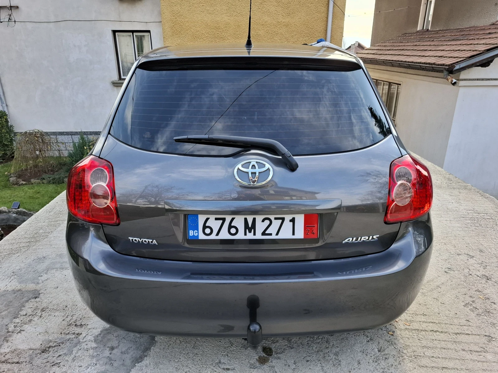 Toyota Auris 1.4D4D Уникат  - изображение 6