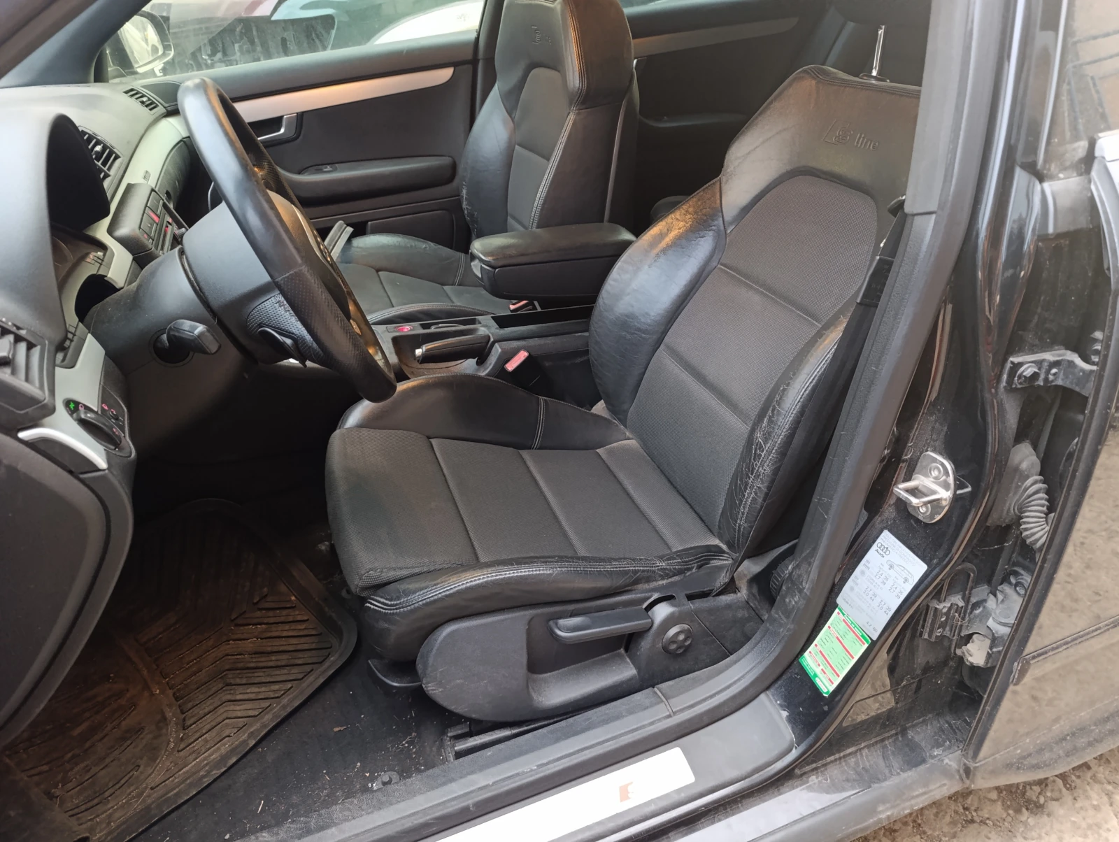 Audi A4 3.0д 204к S-line  - изображение 7
