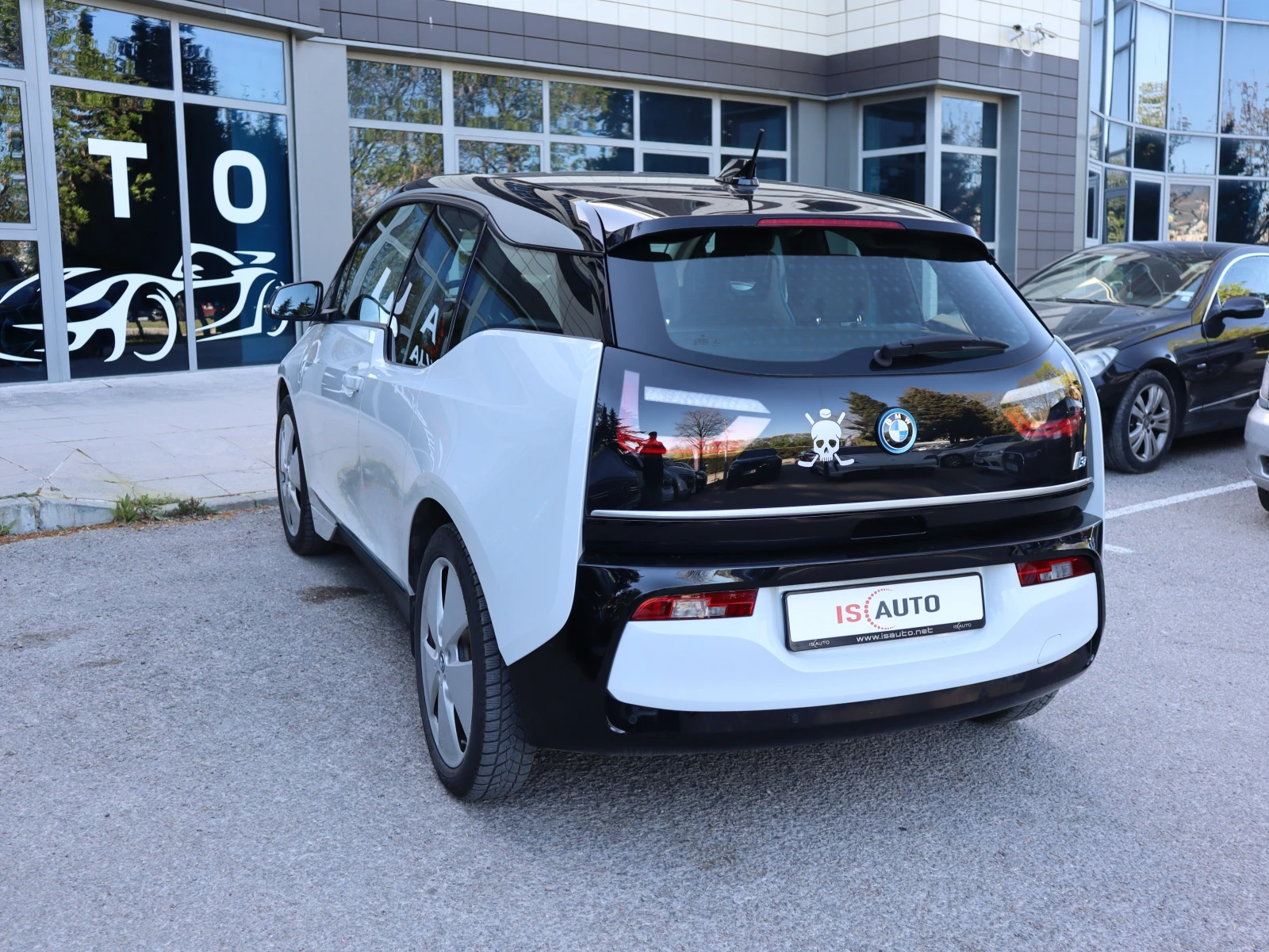 BMW i3 120Ah/Navi/Led - изображение 6