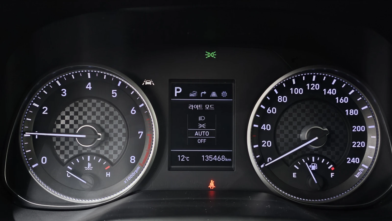 Hyundai Elantra 1.6 LPI - изображение 9