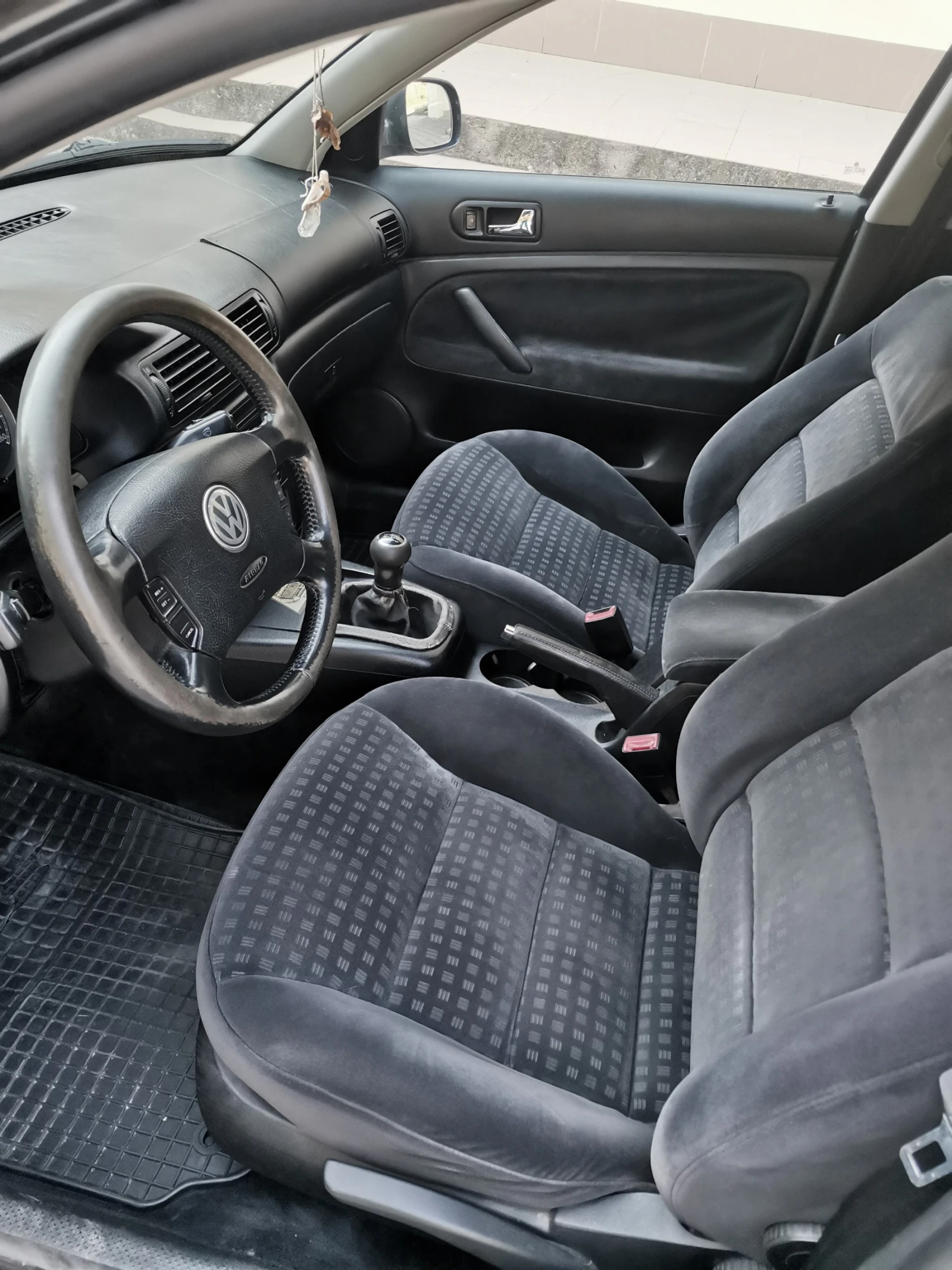 VW Passat  - изображение 9