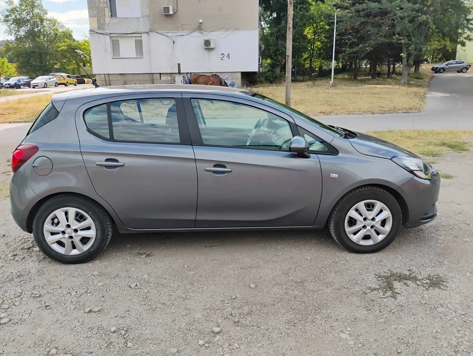 Opel Corsa 1.4 от Булвария - изображение 3