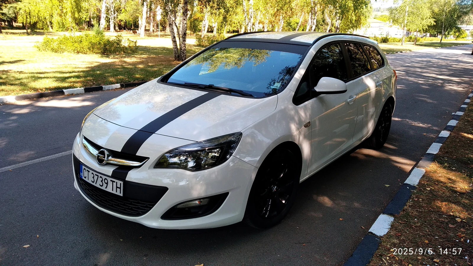 Opel Astra 1.7 ECOflex Facelift Sports Tourer - изображение 2
