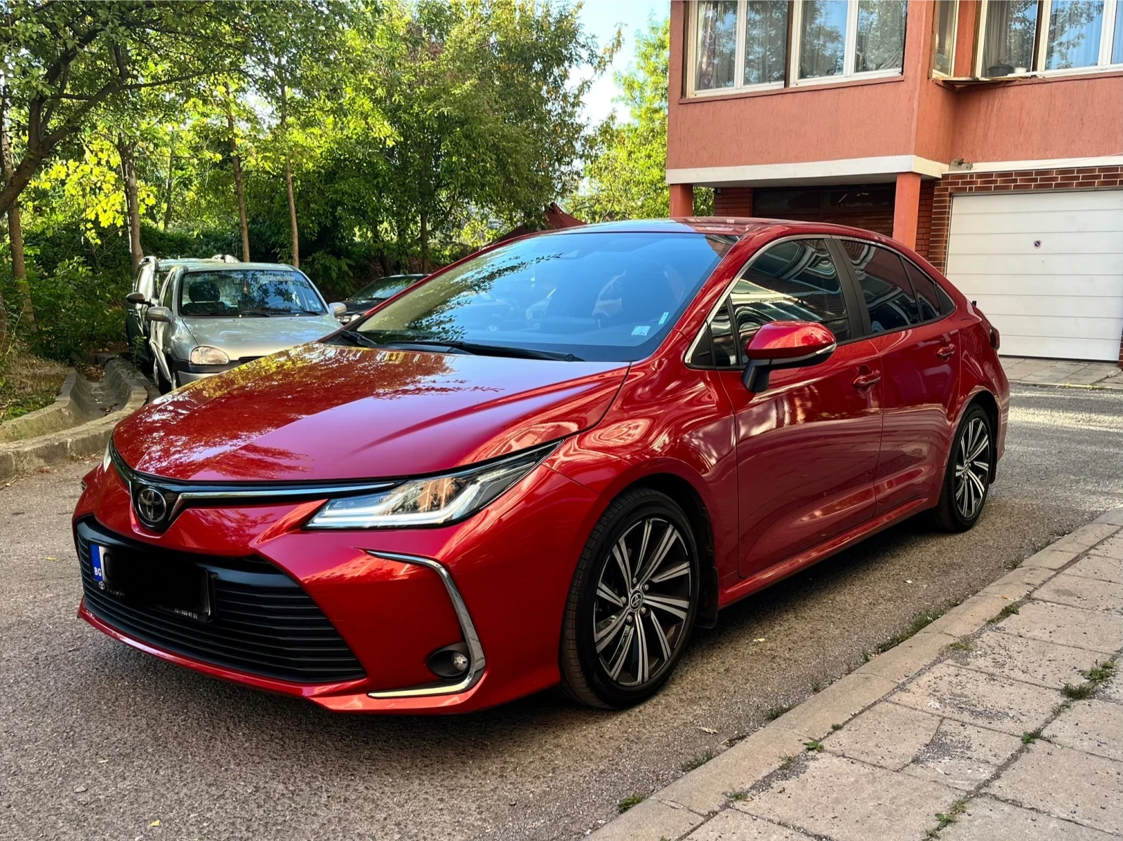 Toyota Corolla 1.5 CVT Executive Plus - изображение 2