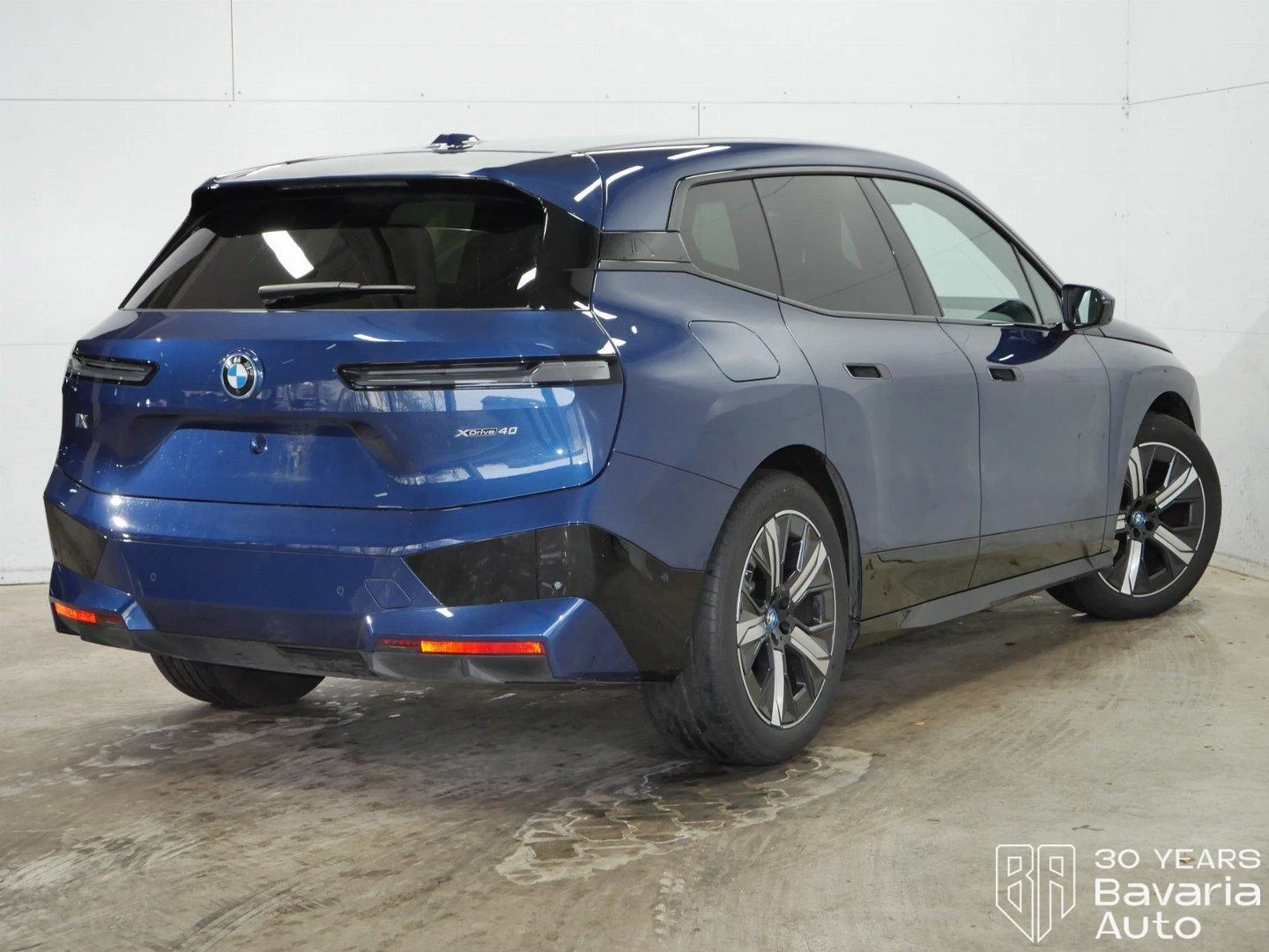 BMW iX 40 xDrive Sport | Mobile.bg   3