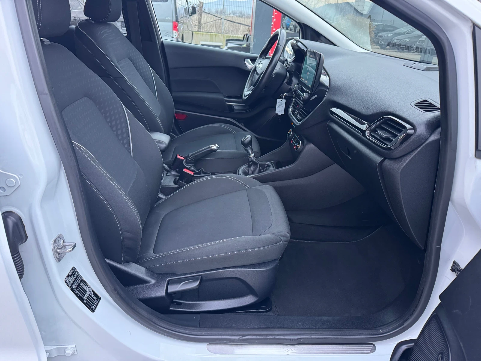 Ford Fiesta 1.0i TITANIUM B&O NAVI SERVIZ | Mobile.bg � ����������� 12