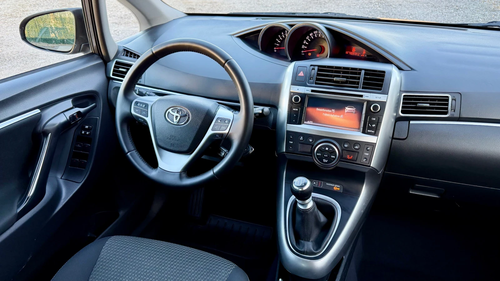 Toyota Verso 1.8 VALVEMATIC* NAVI* CAMERA* LED* XENON | Mobile.bg � ����������� 11