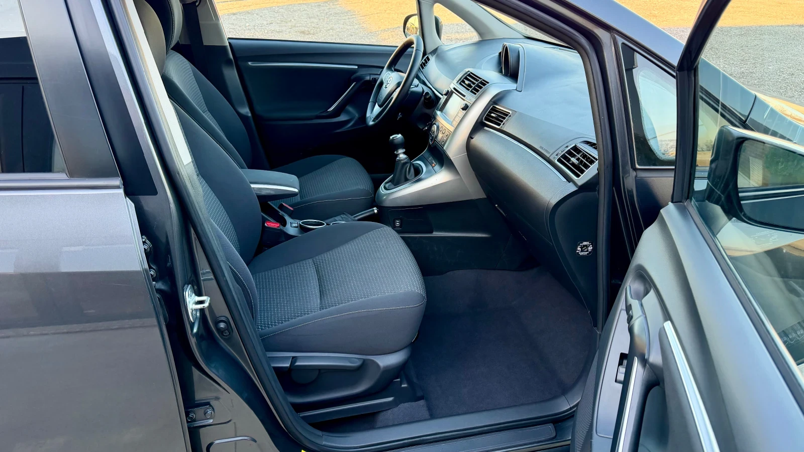 Toyota Verso 1.8 VALVEMATIC* NAVI* CAMERA* LED* XENON | Mobile.bg � ����������� 12