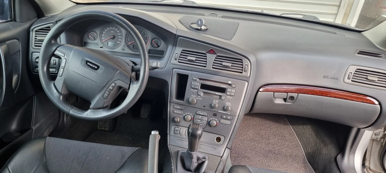 Volvo Xc70  - изображение 8