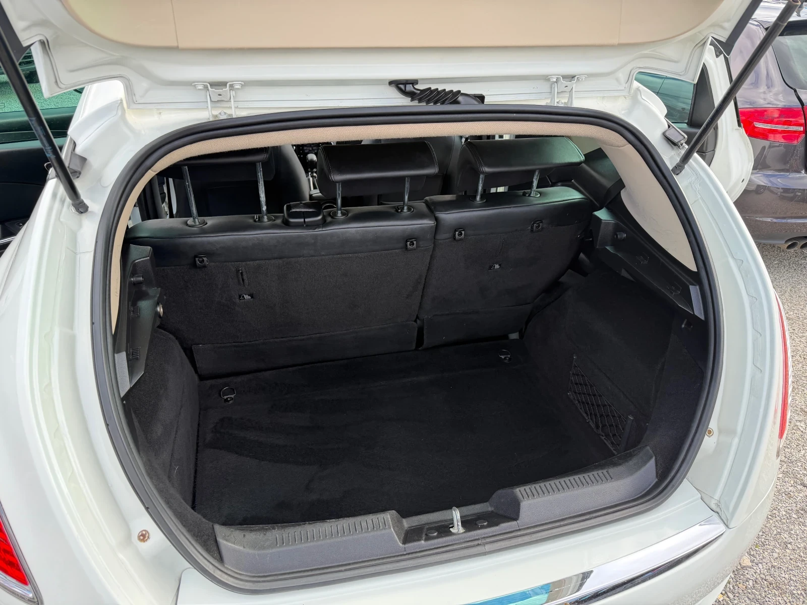 Lancia Delta 1.4 t-jet, снимка 15 - Автомобили и джипове - 53869996