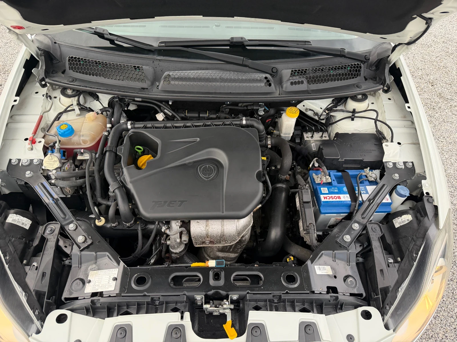 Lancia Delta 1.4 t-jet, снимка 16 - Автомобили и джипове - 53869996