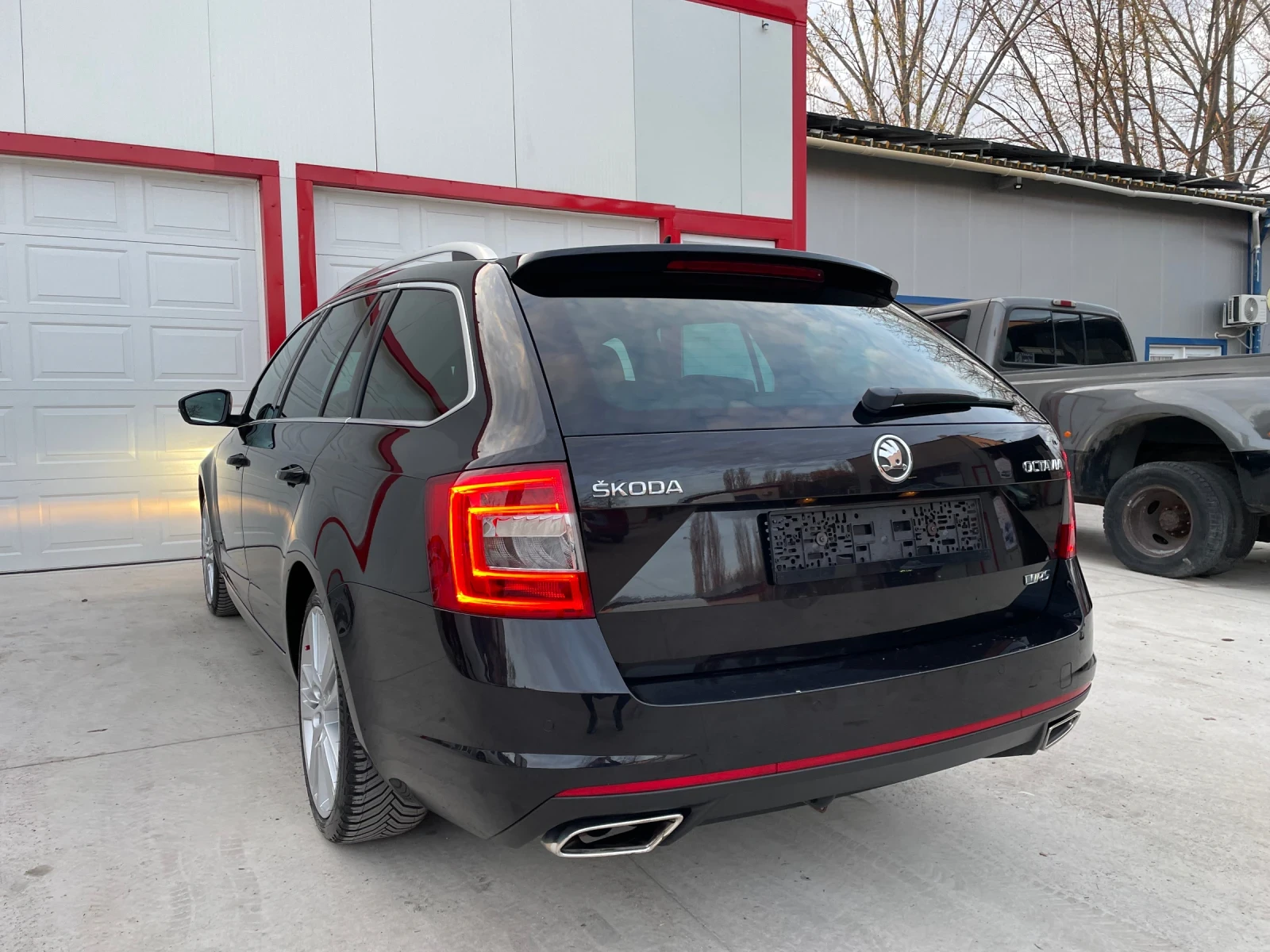 Skoda Octavia 2.0 VRS DSG SWISS, снимка 6 - Автомобили и джипове - 53995381