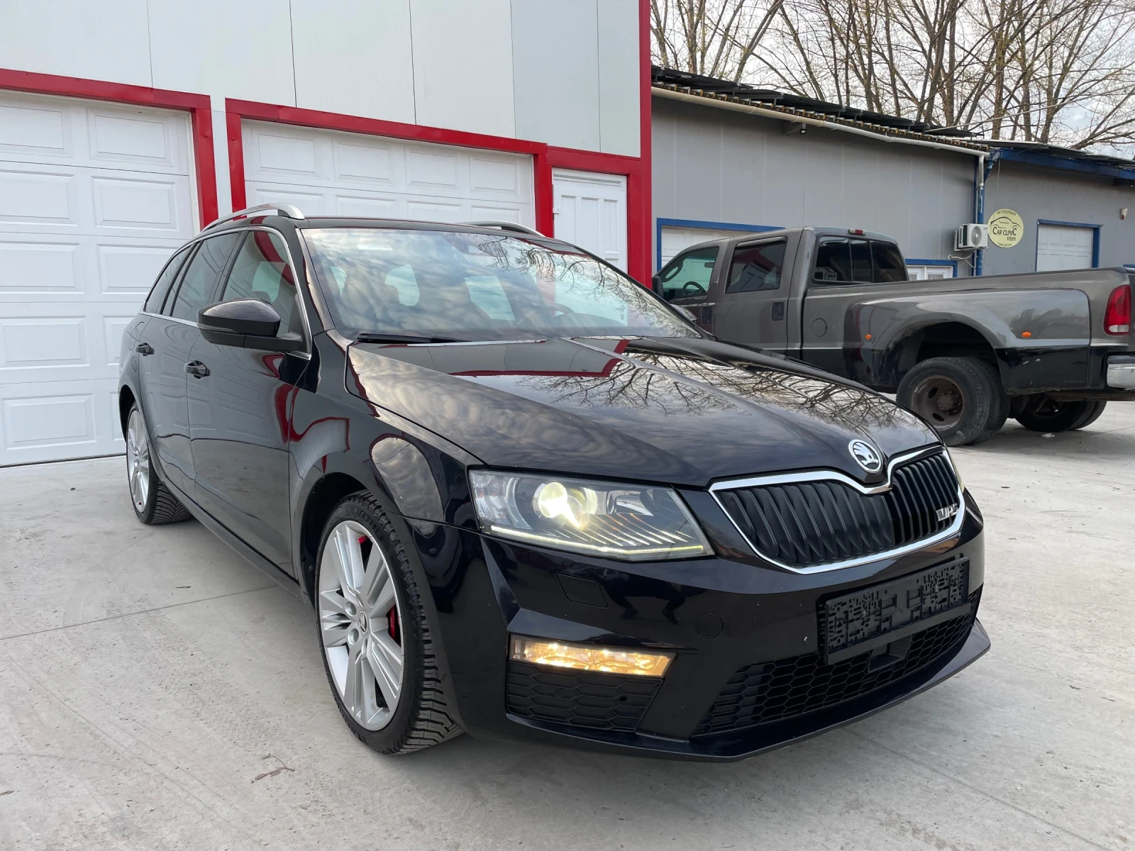 Skoda Octavia 2.0 VRS DSG SWISS, снимка 11 - Автомобили и джипове - 53995381
