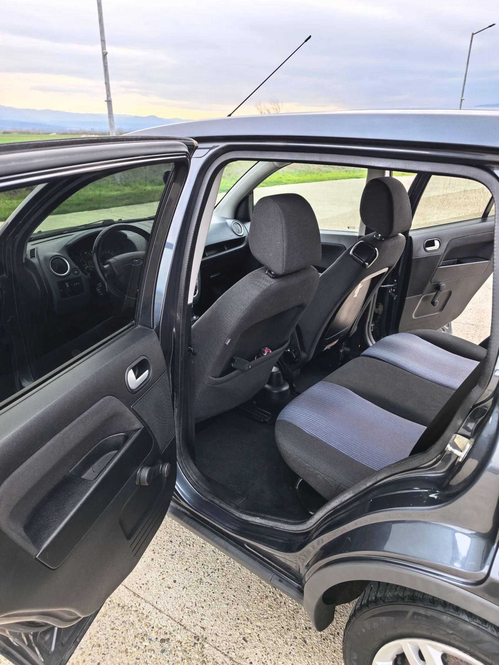 Ford Fusion, снимка 13 - Автомобили и джипове - 54188134