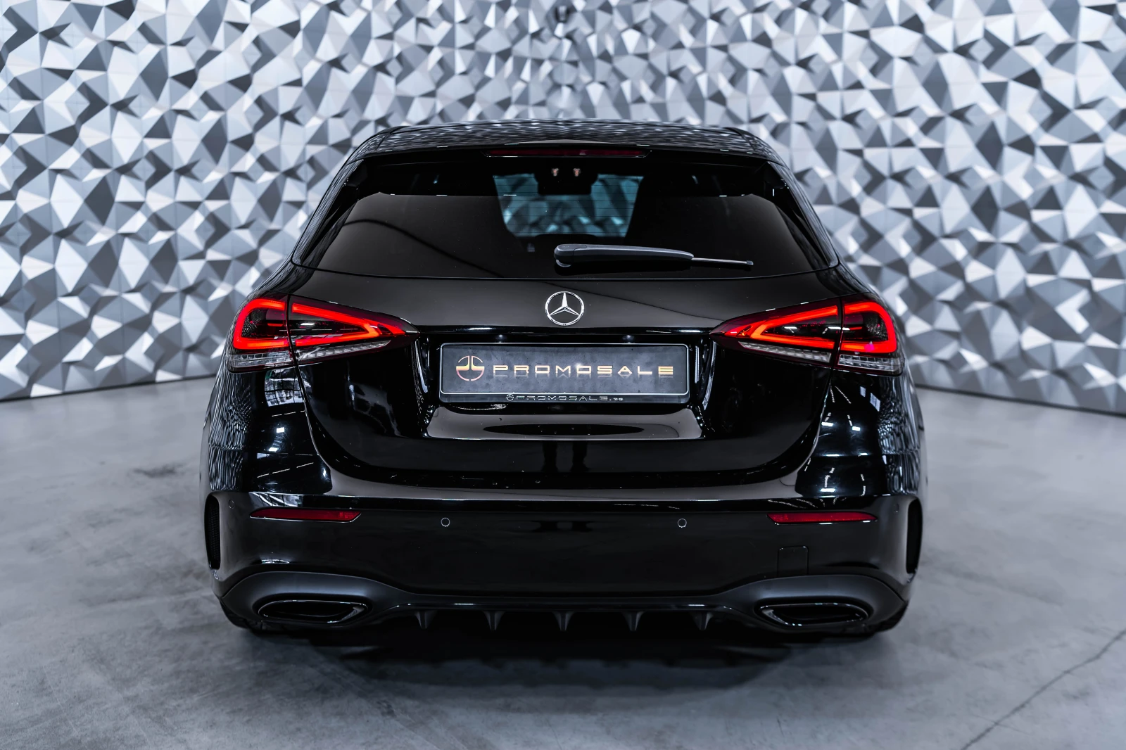 Mercedes-Benz A 200 d AMG* Night* Edition, снимка 5 - Автомобили и джипове - 54342463