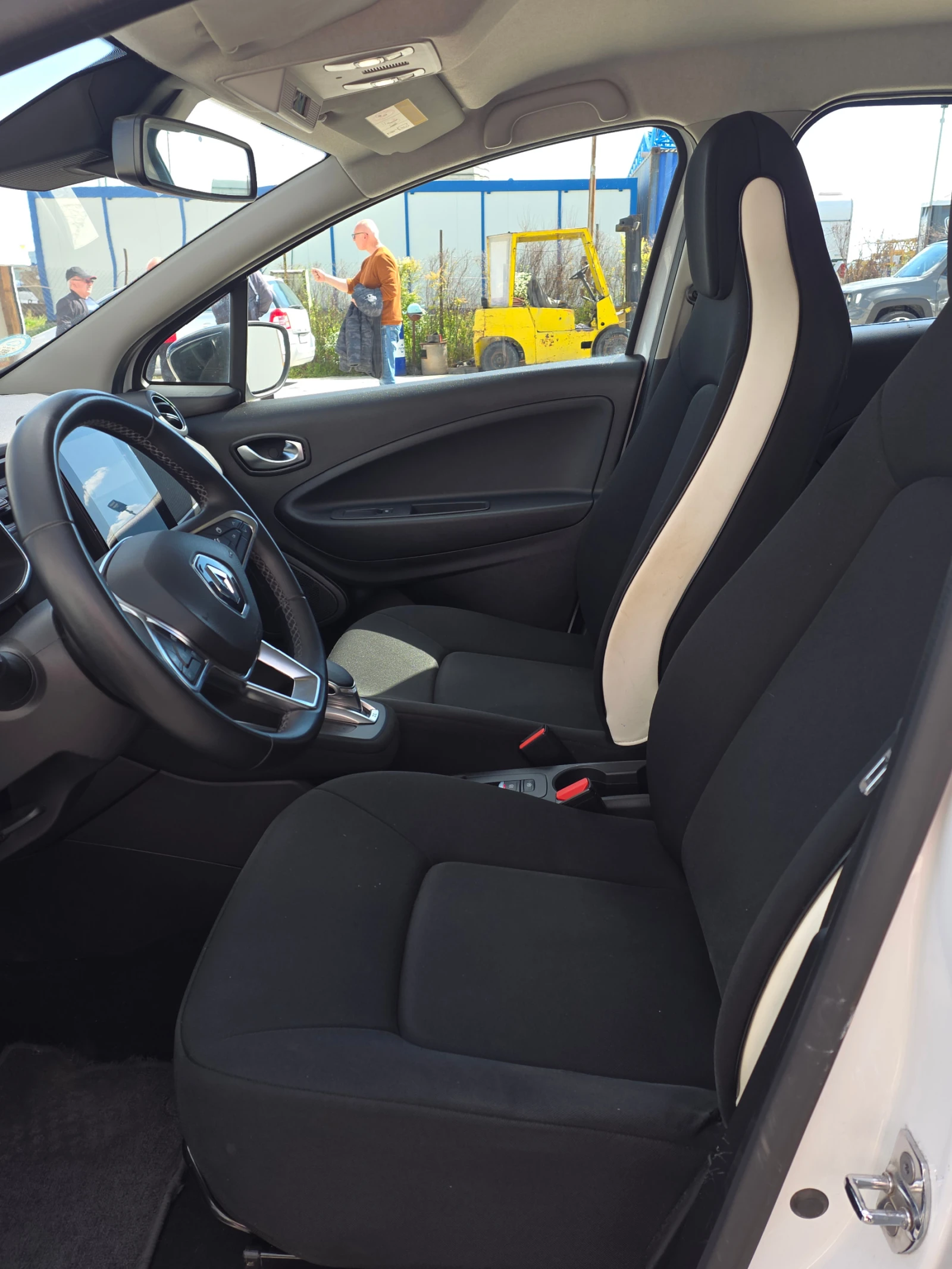 Renault Zoe R110 52 Kwh CCS, снимка 11 - Автомобили и джипове - 54596279