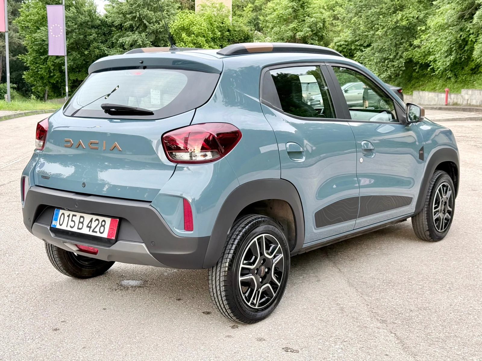 Dacia Spring EXTREME* 65* В ГАРАНЦИЯ* Лизинг* , снимка 4 - Автомобили и джипове - 54675062