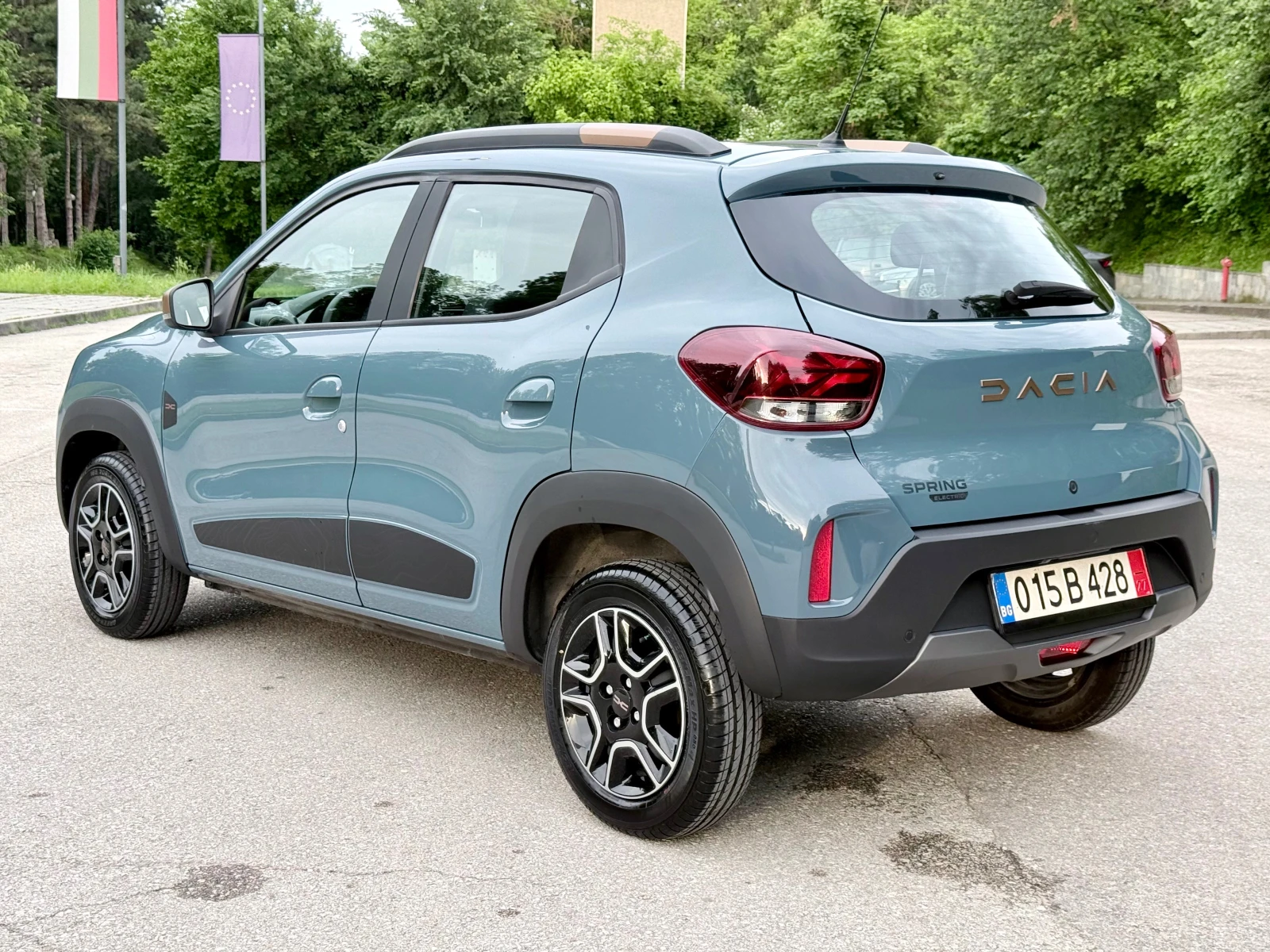 Dacia Spring EXTREME* 65* В ГАРАНЦИЯ* Лизинг* , снимка 2 - Автомобили и джипове - 54675062
