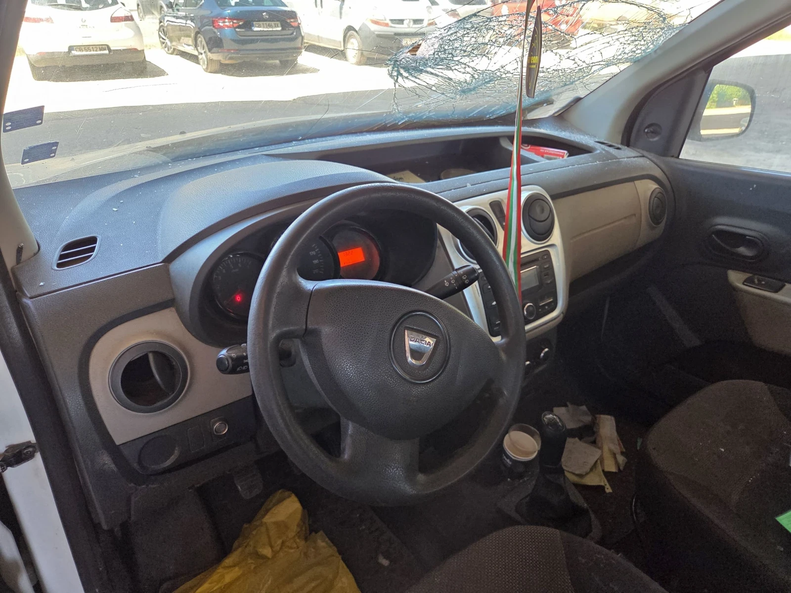 Dacia Dokker, снимка 4 - Автомобили и джипове - 54755056