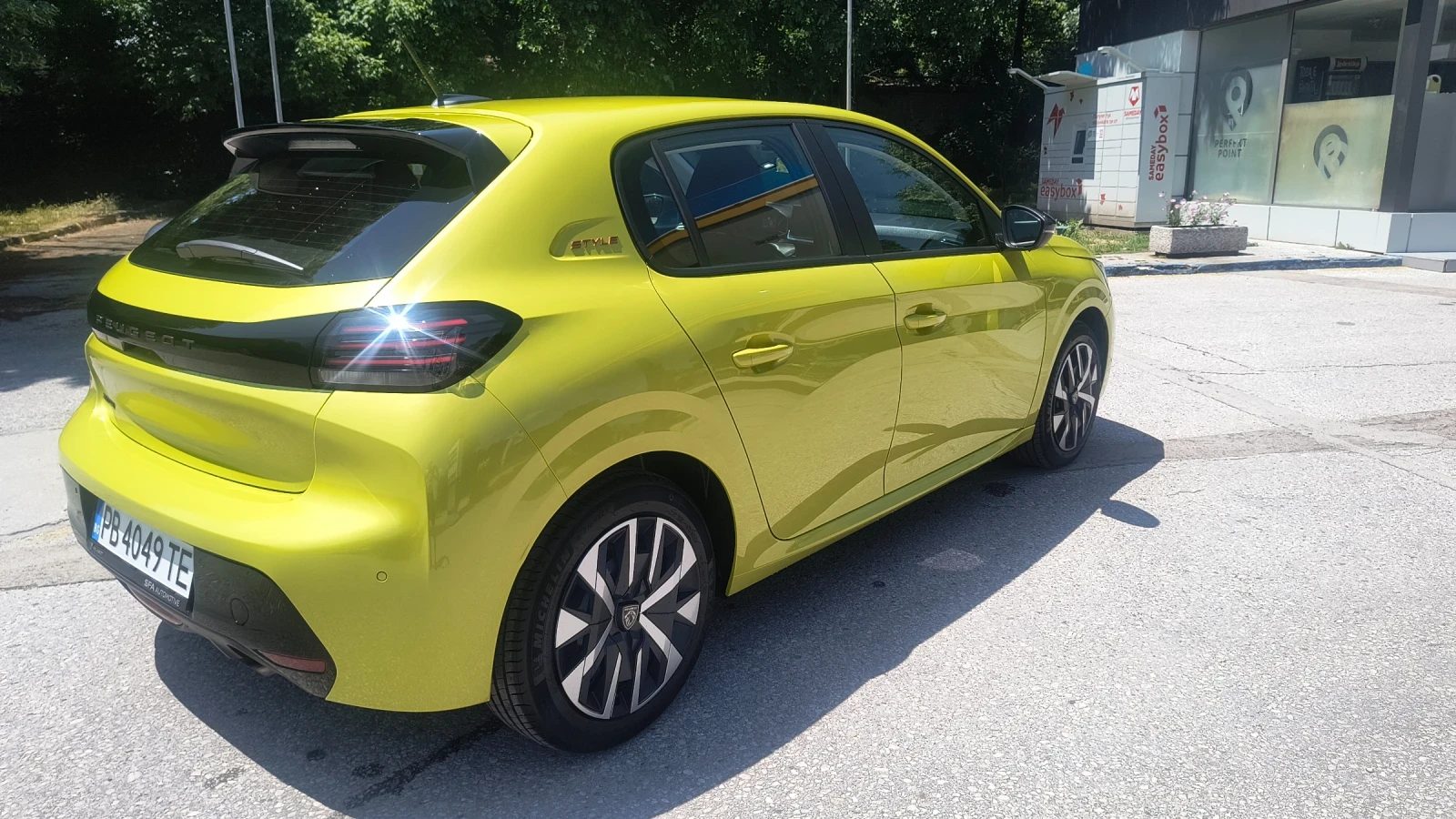 Peugeot 208 Style-гаранция-НОВ НОВ, снимка 6 - Автомобили и джипове - 54952710
