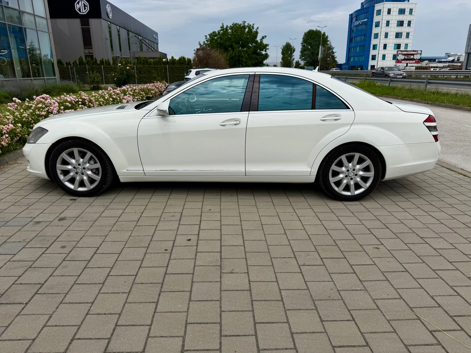 Mercedes-Benz S 500 ГАЗ-ПАМЕТ-ПОДГРЕВ-КАМЕРА-ЕЛ.ПАКЕТ-, снимка 8 - Автомобили и джипове - 55049133