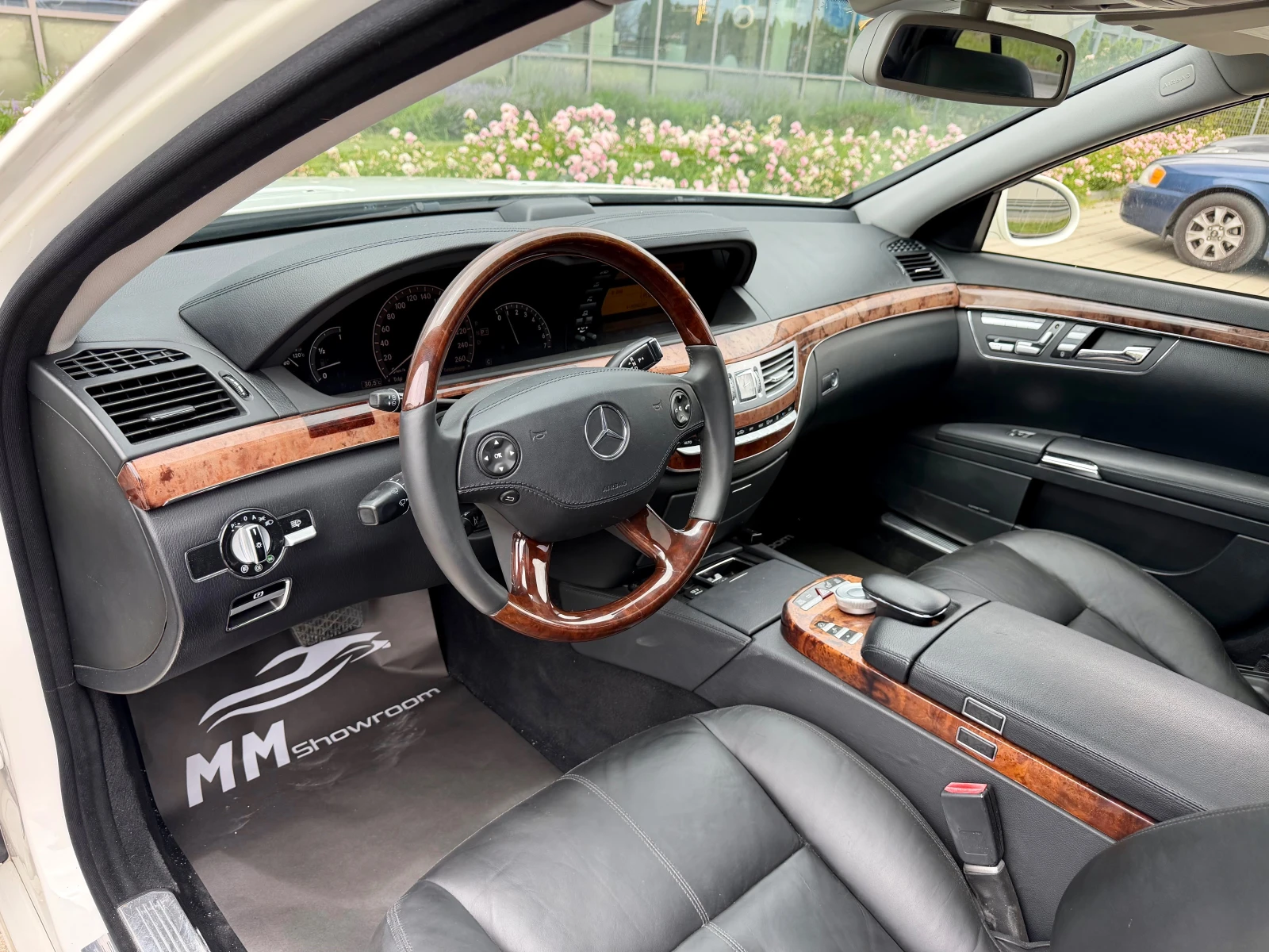Mercedes-Benz S 500 ГАЗ-ПАМЕТ-ПОДГРЕВ-КАМЕРА-ЕЛ.ПАКЕТ-, снимка 9 - Автомобили и джипове - 55049133