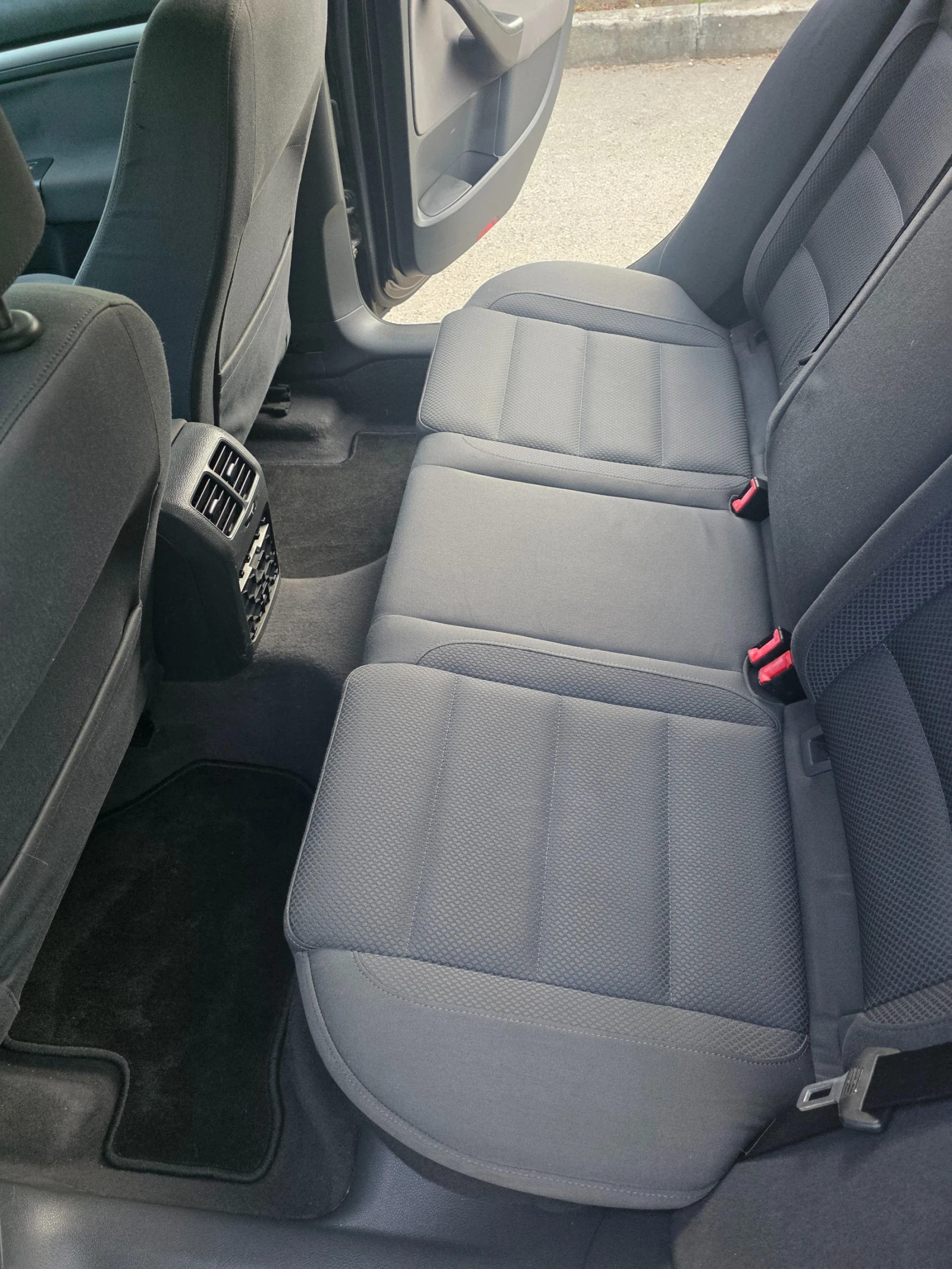 VW Golf HIGHLINE, снимка 7 - Автомобили и джипове - 56014827